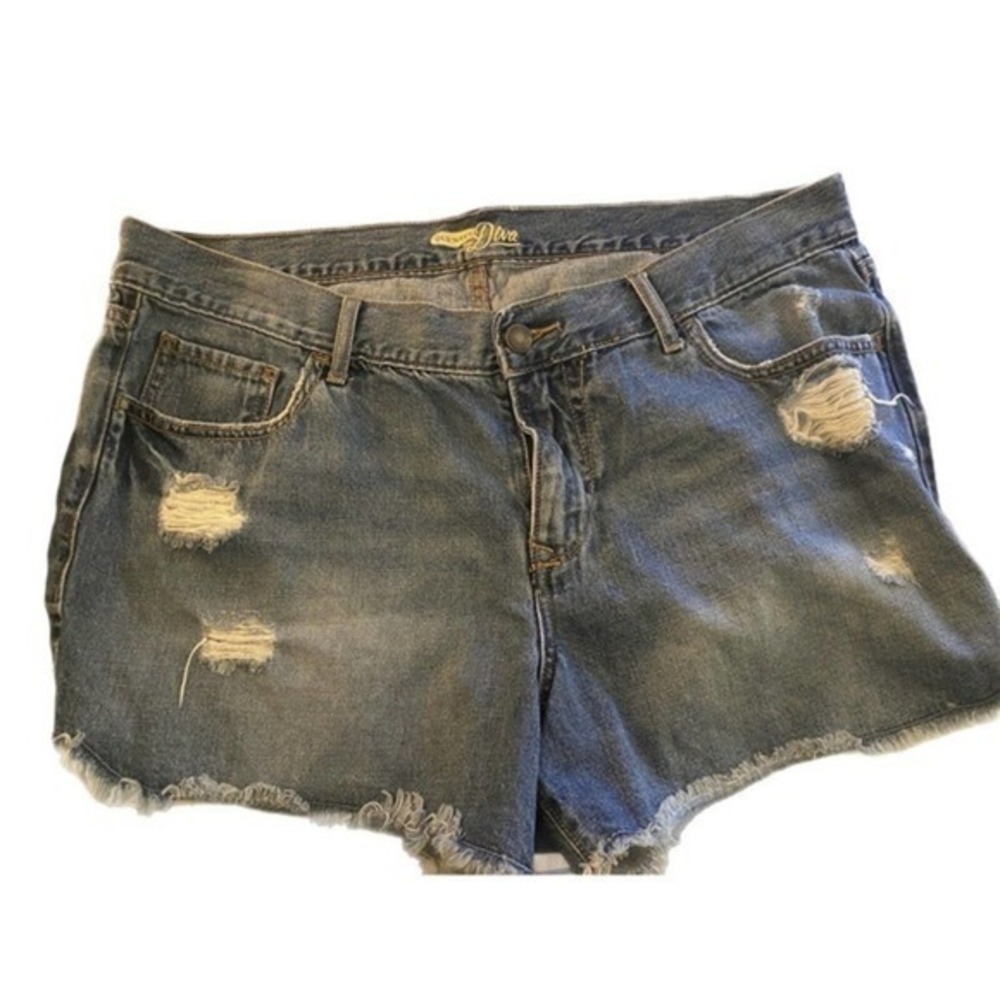 Old Navy Distressed Diva‎ Jean Shorts Size 10